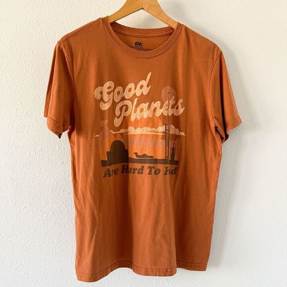 Disney Star Wars Graphic T-shirt Mens M Orange Good Planets are Hard to Find - Picture 1 of 6